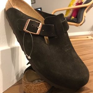 NEW Brown Boston soft footed